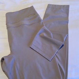 Whitney simmons gymshark leggings